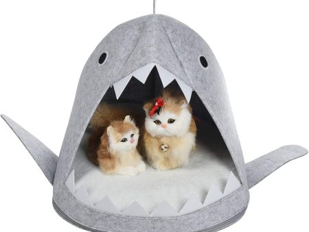 Shark Shape Pet Cave Bed for Cats andSmall Dogs 45 x 45 x 38 cm (Light Grey) Supply